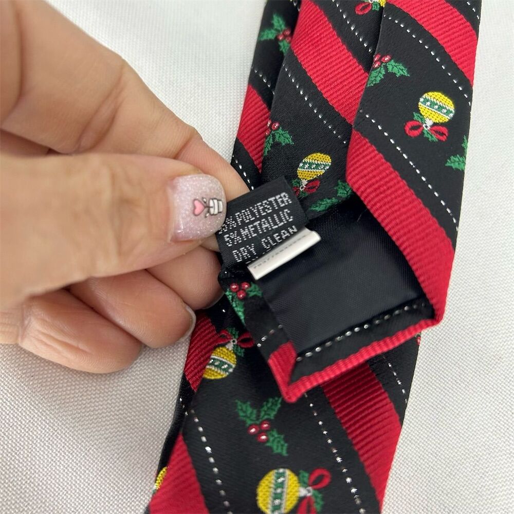 Noel Men's Christmas Holiday Striped Tie Red & Black - Picture 4 of 7